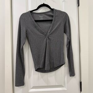 American Eagle Outfitters Charcoal Long Sleeve V-Neck Top